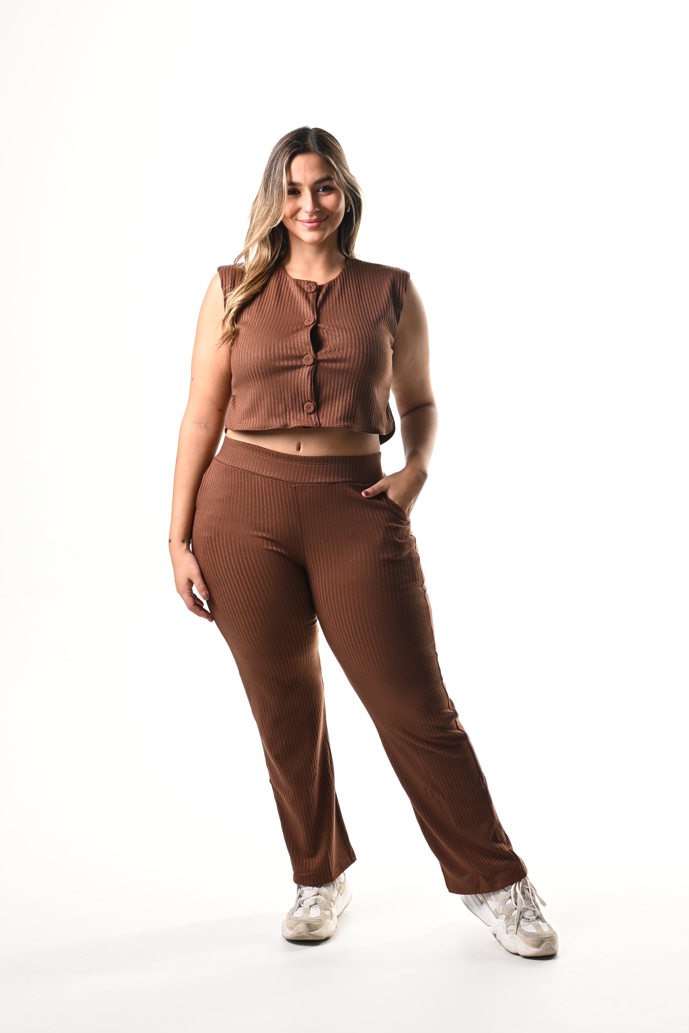 Conjunto Bota Recta Himalaya Chaleco - CAFE