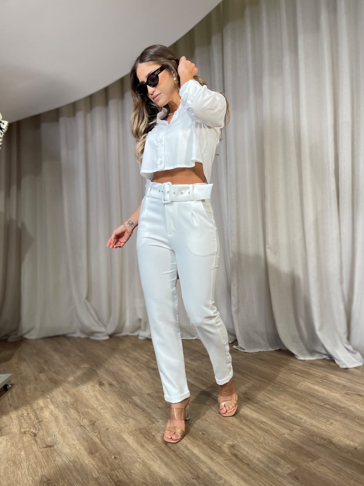 Pantalon Bota Recta Correa