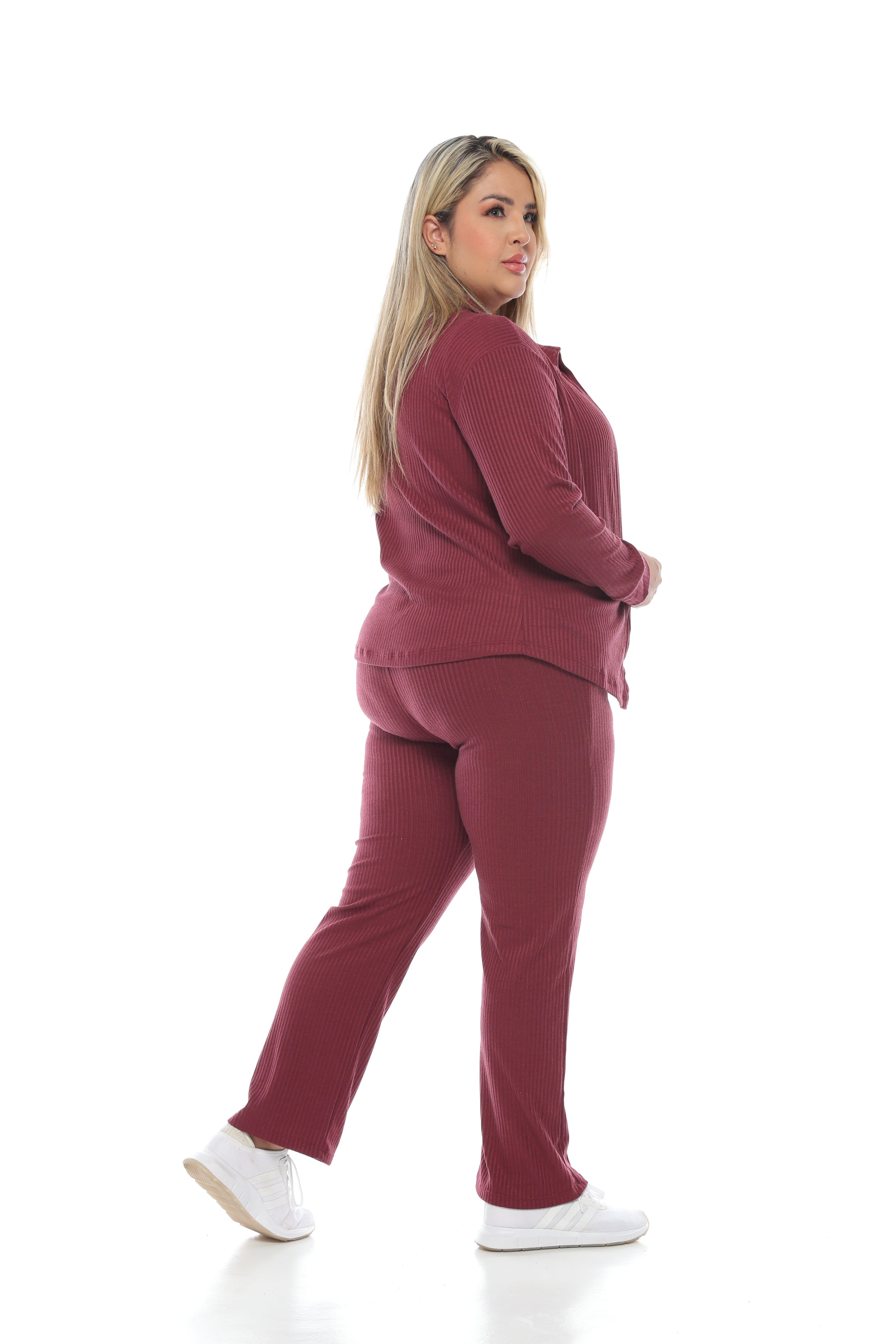 Conjunto Bota Recta Himalaya Bluson - VINOTINTO