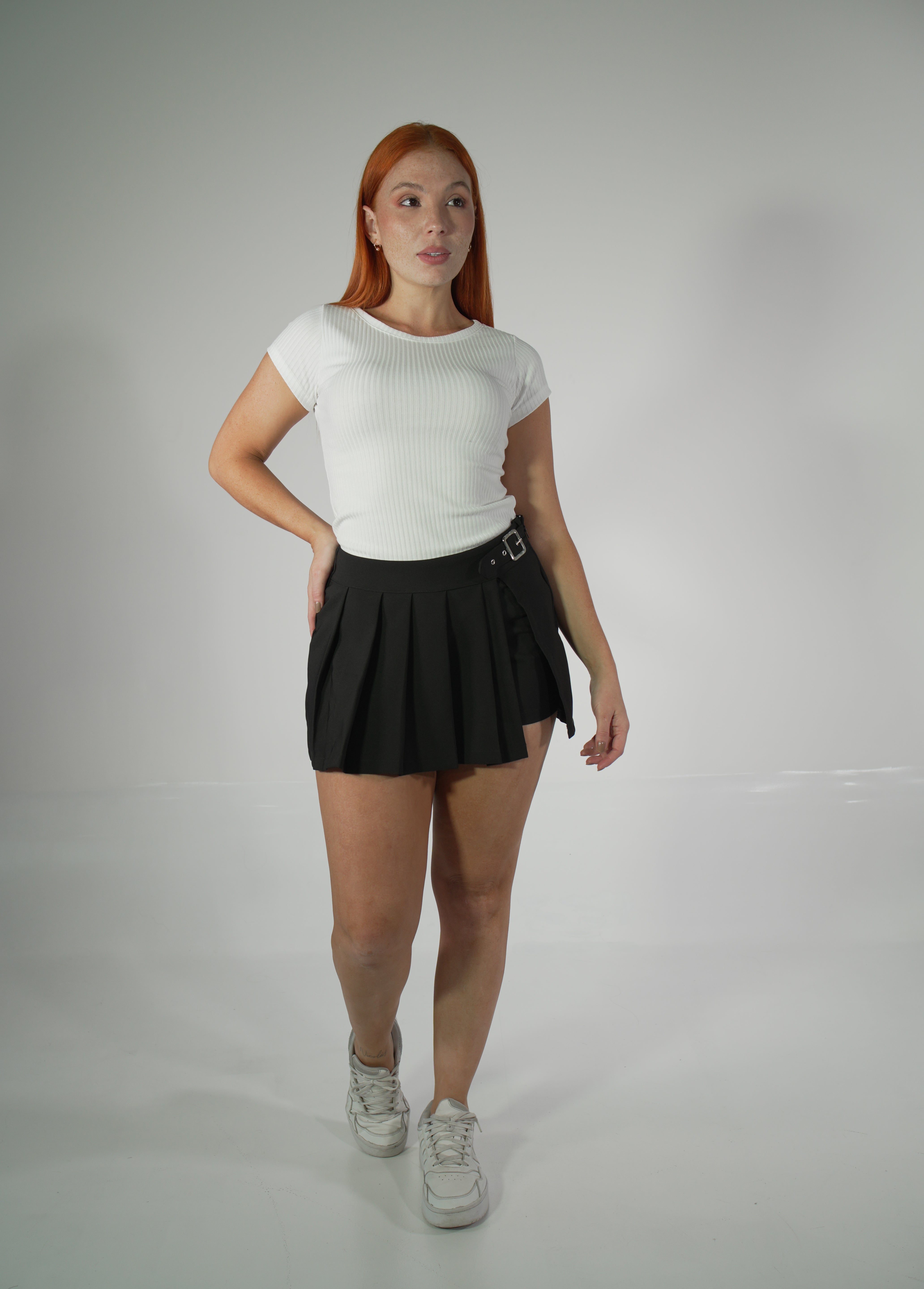 Falda Short Hebilla