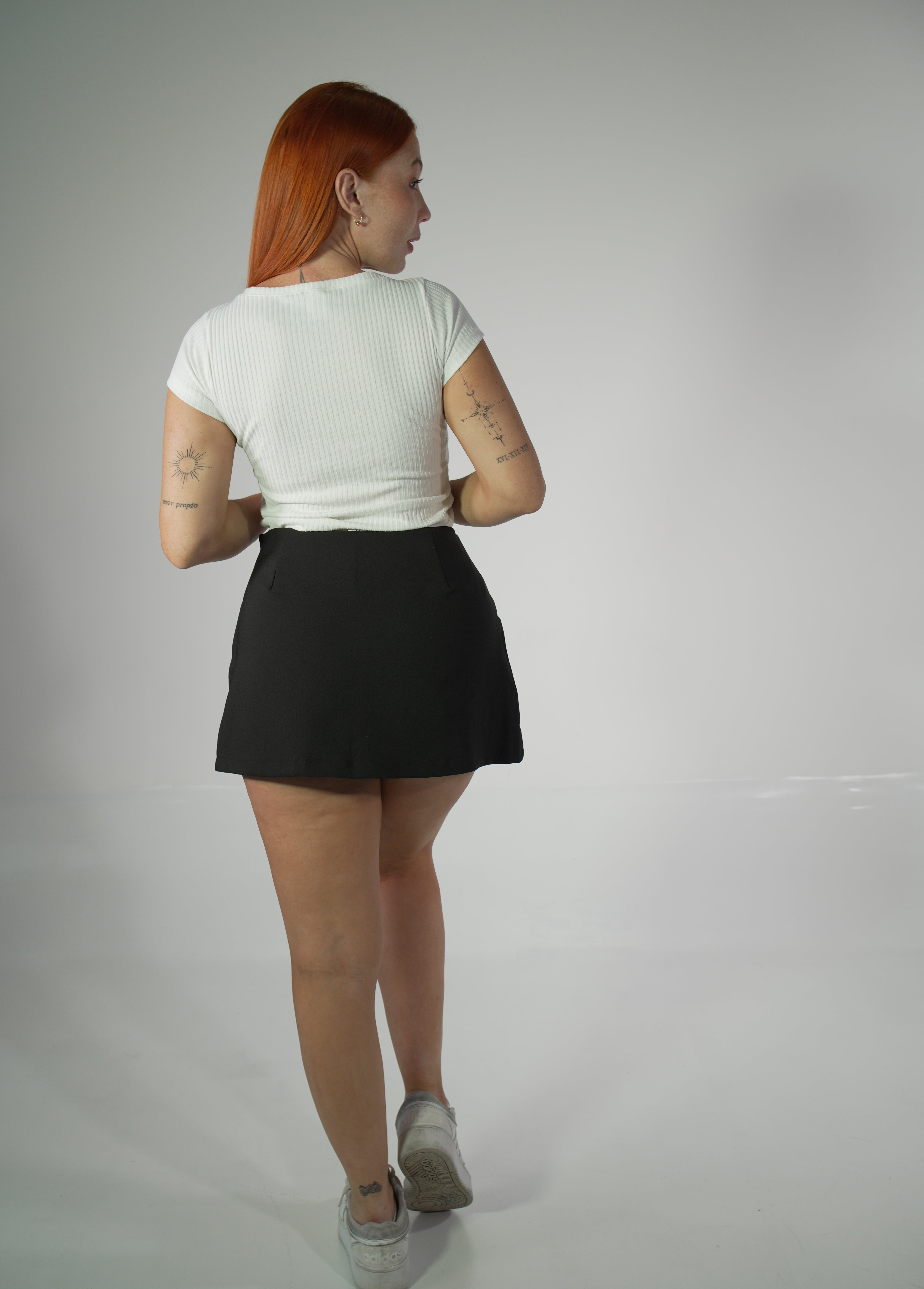 Falda Short Hebilla